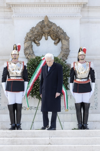 Il Presidente Sergio Mattarella in occasione della deposizione di una corona d’alloro sulla Tomba del Milite Ignoto, nella ricorrenza della Giornata dell’Unità Nazionale

