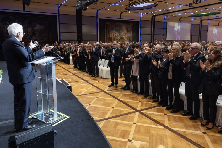 Il Presidente della Repubblica Sergio Mattarella in occasione del 44° Forum dell’Olio e del Vino organizzato dalla Fondazione Italiana Sommelier dell’olio e del vino
