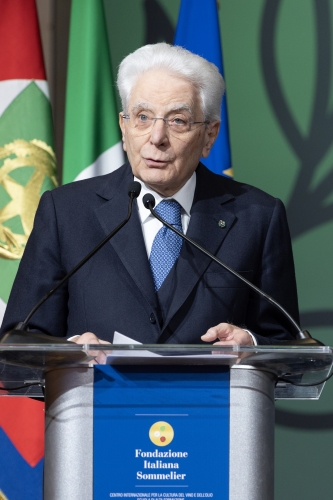 Il Presidente della Repubblica Sergio Mattarella in occasione del 44° Forum dell’Olio e del Vino organizzato dalla Fondazione Italiana Sommelier dell’olio e del vino
