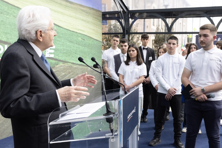 Il Presidente della Repubblica Sergio Mattarella in occasione della cerimonia di inaugurazione del Villaggio “Agricoltura è” nell’anniversario della firma dei Trattati di Roma 
