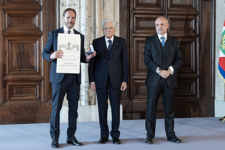 Il Presidente della Repubblica Sergio Mattarella consegna la Medaglia D’Oro “Al merito della Sanità Pubblica” a Barbara Capovani “alla memoria” 
