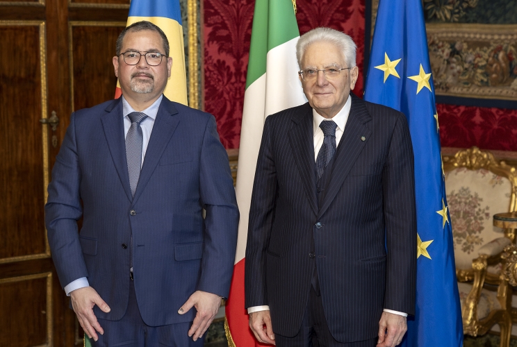 Il Presidente Sergio Mattarella con S.E. il Signor Georges Tirant, nuovo Ambasciatore della Repubblica delle Seychelles, in occasione della presentazione delle Lettere credenziali