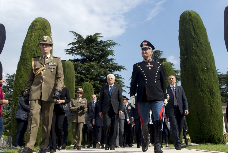 Il Presidente Sergio Mattarella al Cimitero Monumentale di Trento