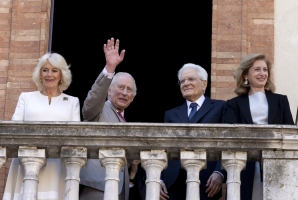 Il Presidente Mattarella e i reali inglesi a Ravenna per l'80° della Liberazione