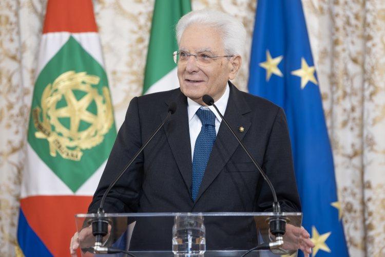 Il Presidente della Repubblica Sergio Mattarella in occasione dell'incontro con le squadre finaliste della Coppa Italia di calcio Frecciarossa Milan – Bologna
