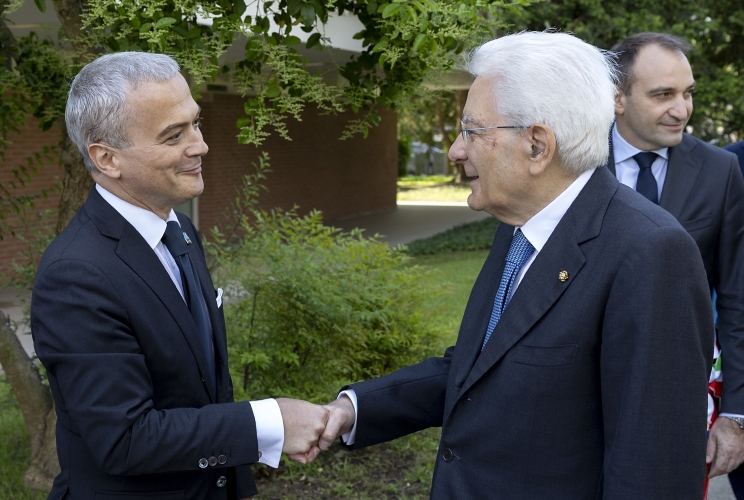 Il Presidente della Repubblica Sergio Mattarella con Christophe Perrin, Direttore del Centro internazionale di formazione dell’ILO e Direttore della Scuola di Sviluppo di Torino, in occasione della cerimonia di apertura dell’Anno Accademico della Scuola di Sviluppo del Centro internazionale di Formazione dell’Organizzazione internazionale del Lavoro