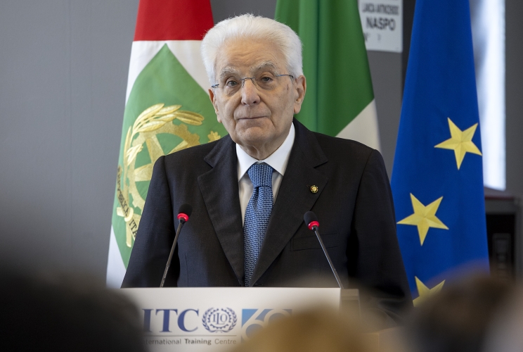 Il Presidente della Repubblica Sergio Mattarella rivolge il suo indirizzo di saluto in occasione della cerimonia di apertura dell’Anno Accademico della Scuola di Sviluppo del Centro internazionale di Formazione dell’Organizzazione internazionale del Lavoro