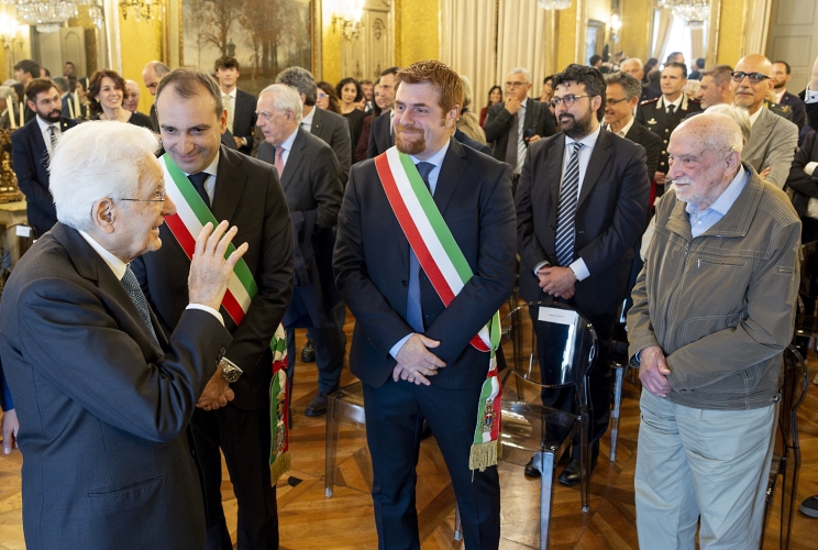 Il Presidente della Repubblica Sergio Mattarella in occasione della consegna della Medaglia d’Oro al Merito Civile al Comune di Rivoli