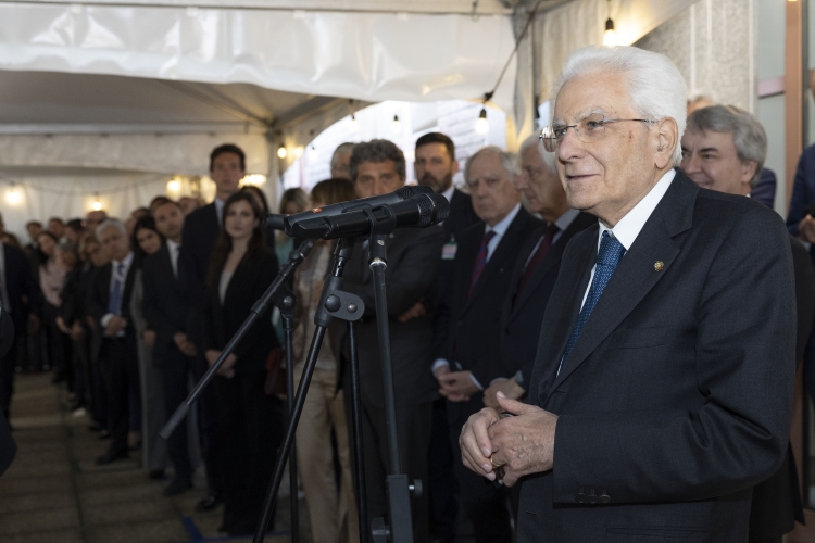Il Presidente della Repubblica Sergio Mattarella, a Bruxelles, incontra il personale della Rappresentanza Permanente d’Italia presso l’Unione Europea