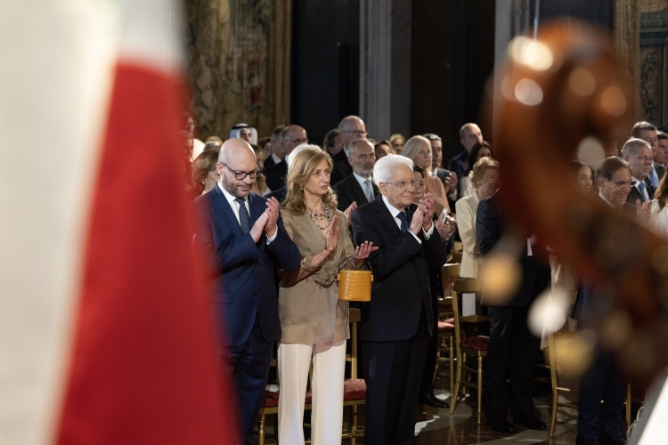 Il Presidente Sergio Mattarella in occasione del concerto eseguito dall’Orchestra del Teatro di San Carlo di Napoli, diretta dal Maestro Riccardo Frizza, in onore del Corpo Diplomatico accreditato presso lo Stato Italiano
