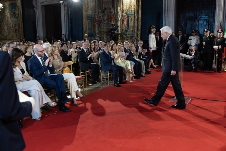Il Presidente Sergio Mattarella in occasione del concerto eseguito dall’Orchestra del Teatro di San Carlo di Napoli, diretta dal Maestro Riccardo Frizza, in onore del Corpo Diplomatico accreditato presso lo Stato Italiano
