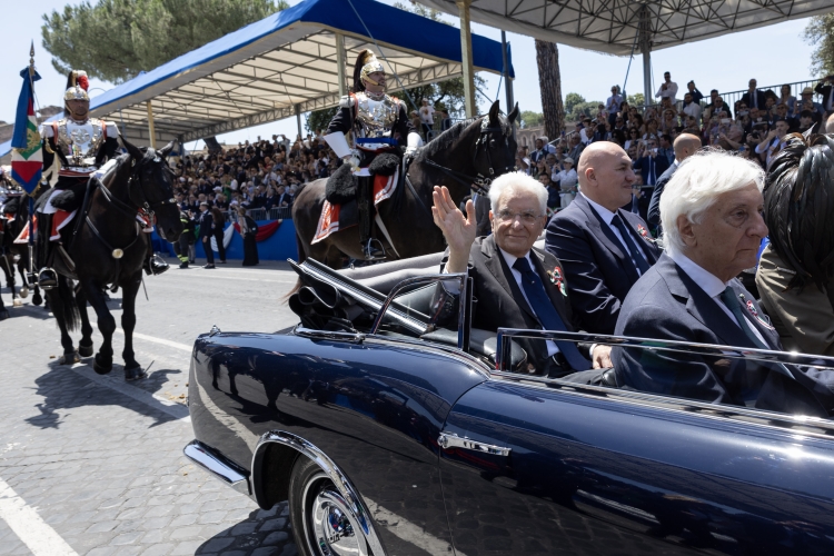Il Presidente Sergio Mattarella alla Rivista Militare in occasione del 79° anniversario della Repubblica Italiana
