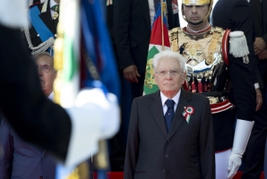 Mattarella alla parata militare in occasione della Festa Nazionale della Repubblica