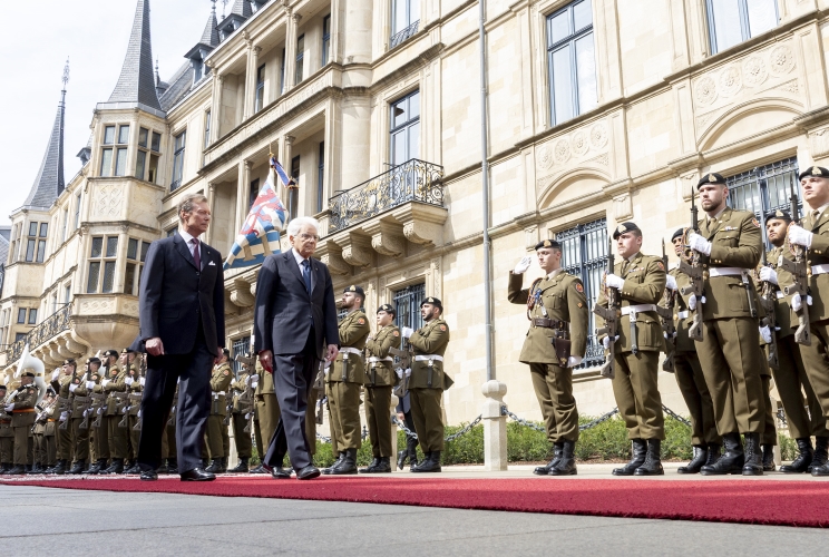 Il Presidente della Repubblica Sergio Mattarella con S.A.R. Il Granduca di Lussemburgo, Enrico di Lussemburgo, in occasione della visita ufficiale nel Granducato di Lussemburgo