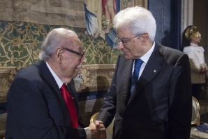 Il Presidente Sergio Mattarella con Gian Luigi Rondi 