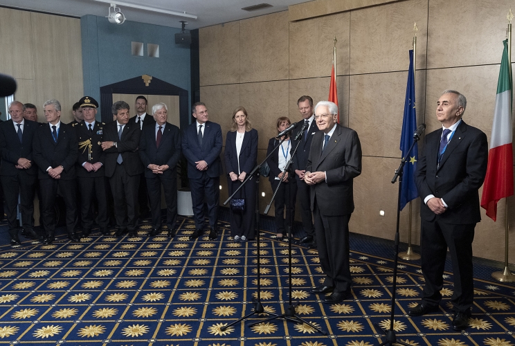 Il Presidente Mattarella nel corso dell'incontro con il personale dell'Ambasciata d'Italia in Lussemburgo e una rappresentanza della collettività italiana, alla presenza del Granduca di Lussemburgo