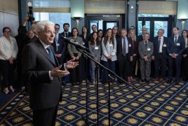 Il Presidente Mattarella nel corso dell'incontro con il personale dell'Ambasciata d'Italia in Lussemburgo e una rappresentanza della collettività italiana, alla presenza del Granduca di Lussemburgo