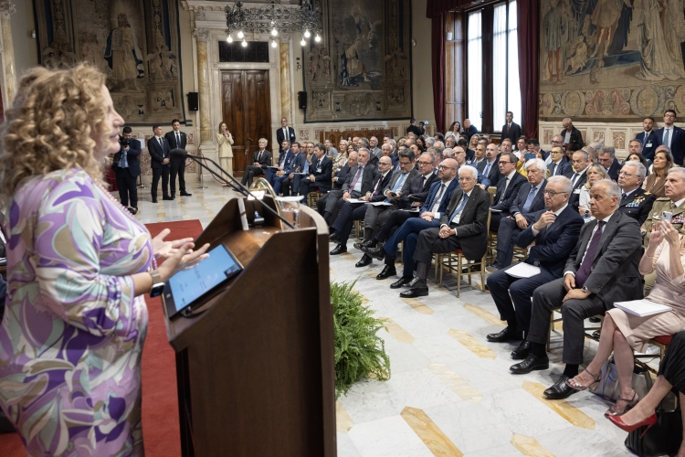 Il Presidente della Repubblica Sergio Mattarella in occasione della presentazione del Rapporto "per una strategia di sicurezza nazionale” di Futuri Probabili - Associazione per la Formazione del Capitale Umano
