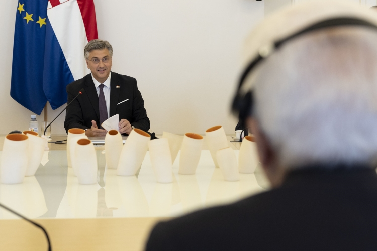 Il Presidente della Repubblica Sergio Mattarella al Banski Dvori con da Andrej Plenković, Primo Ministro della Repubblica di Croazia
