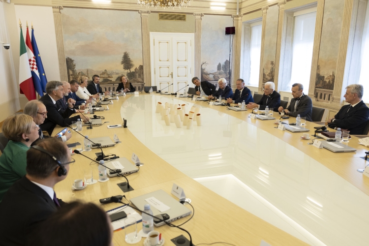 Il Presidente della Repubblica Sergio Mattarella al Banski Dvori con da Andrej Plenković, Primo Ministro della Repubblica di Croazia
