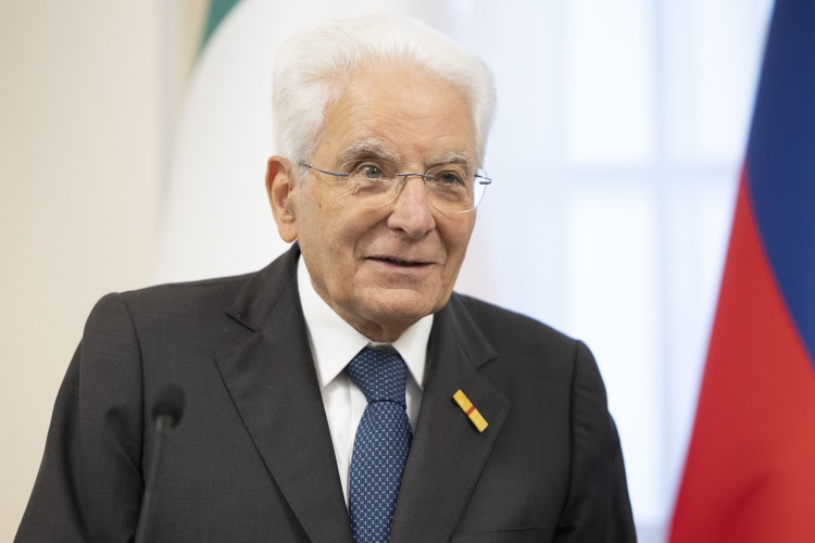 Il Presidente della Repubblica Sergio Mattarella durante la conferenza stampa, in occasione della visita Ufficiale nella Repubblica di Slovenia  
(foto di Francesco Ammendola - Ufficio per la Stampa e la Comunicazione della Presidenza della Repubblica)