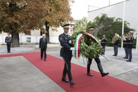 Il Presidente Mattarella a Piazza del Congresso di Lubiana depone una corona al Monumento ai Caduti di tutte le guerre, in occasione della visita Ufficiale nella Repubblica di Slovenia  
