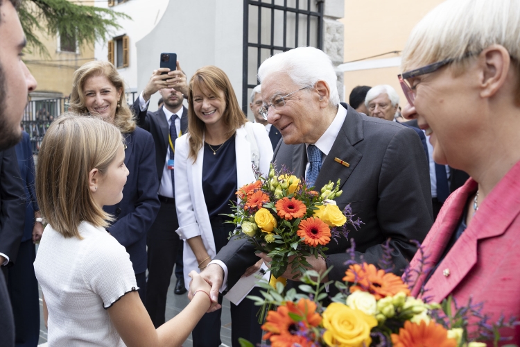Il Presidente della Repubblica Sergio Mattarella con la Sig.ra Laura a Capodistria al Collegio dei Nobili, accolti da Nataša Pirc Musar, Presidente della Repubblica di Slovenia

