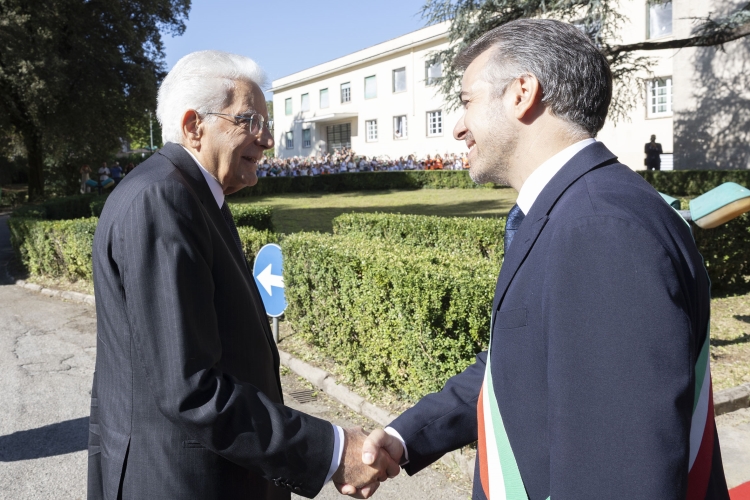 Il Presidente della Repubblica Sergio Mattarella con Pierluigi Sanna, Sindaco di Colleferro
