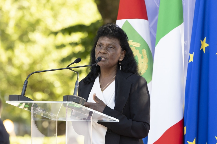 La Signora Lucia Monteiro Duarte in occasione della cerimonia commemorativa del quinto anniversario della morte di Willy Monteiro Duarte
