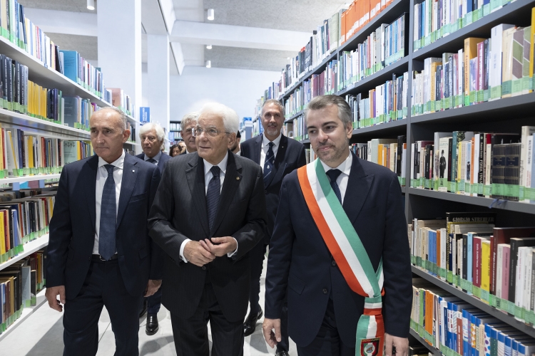 Il Presidente della Repubblica Sergio Mattarella visita la Biblioteca Comunale di Colleferro
