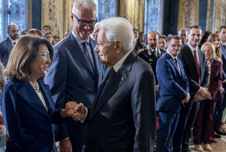 Il Presidente Sergio Mattarella con Paola Severino, Presidente della Scuola Nazionale dell’Amministrazione (SNA) e Paolo Zangrillo, Ministro per la Pubblica Amministrazione, al termine dell'incontro con i vincitori del nono Corso-concorso per dirigenti pubblici organizzato dalla Scuola Nazionale dell’Amministrazione