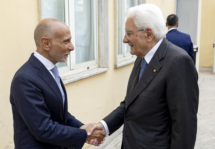  Il Presidente Mattarella con Gianluca Guida, Direttore dell’Istituto penale per i minorenni di Nisida in occasione della cerimonia di inaugurazione dell’anno scolastico 2025-2026