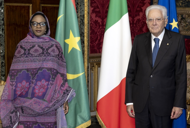 Il Presidente Sergio Mattarella con S.E. la Signora Khadijetou M’BARECK FALL (Musseit), nuovo Ambasciatore della Repubblica Islamica di Mauritania, in occasione della presentazione delle Lettere credenziali