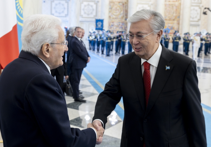 Il Presidente della Repubblica Sergio Mattarella con il Presidente della Repubblica del Kazakhstan, Kassym-Jomart Tokayev, in occasione della visita ufficiale in Kazakhstan