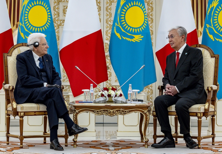Il Presidente della Repubblica Sergio Mattarella nel corso dei colloqui con il Presidente della Repubblica del Kazakhstan, Kassym-Jomart Tokayev