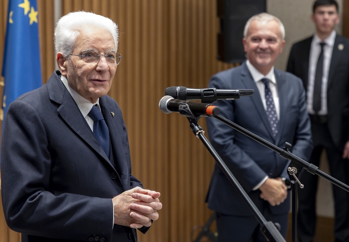 Il Presidente della Repubblica Sergio Mattarella nel corso dell'incontro con il personale dell'Ambasciata e altre Istituzioni italiane in Kazakhstan