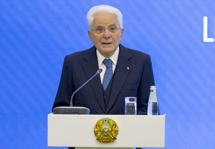 Il Presidente della Repubblica Sergio Mattarella rivolge il suo indirizzo di saluto in occasione della visita all'Accademia Nazionale per la Pubblica Amministrazione
