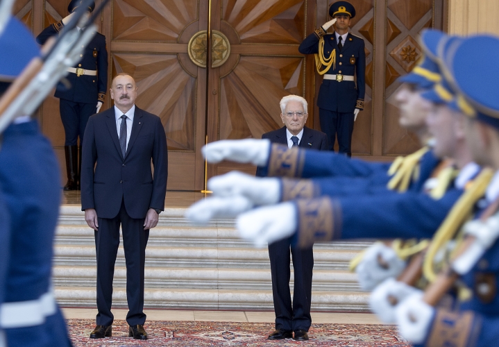 Il Presidente della Repubblica Sergio Mattarella con il Presidente della Repubblica dell'Azerbaigian Ilham Aliyev
