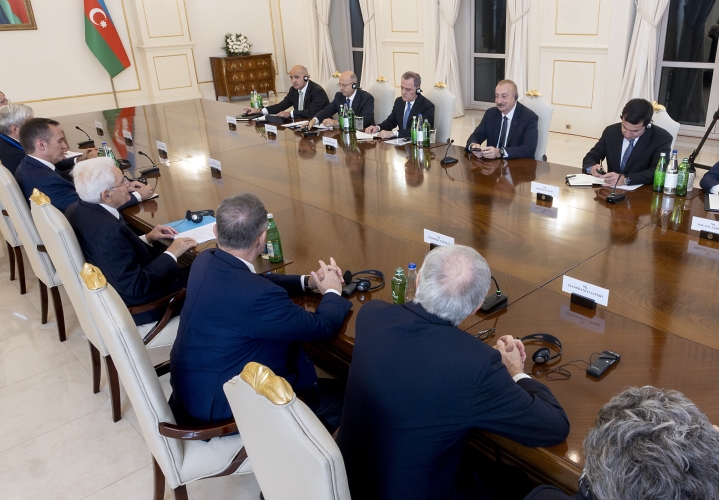 Il Presidente della Repubblica Sergio Mattarella con il Presidente della Repubblica dell'Azerbaigian Ilham Aliyev
