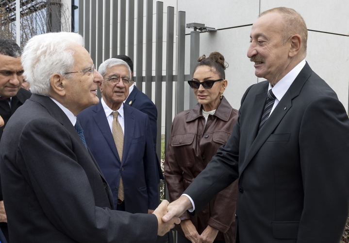 Il Presidente della Repubblica Sergio Mattarella e il Presidente della Repubblica dell'Azerbaigian Ilham Aliyev, all'Università ADA - Azerbaijan Diplomatic Academy