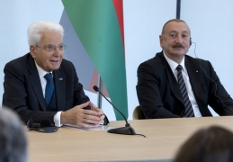 Il Presidente della Repubblica Sergio Mattarella rivolge il suo indirizzo di saluto in occasione della visita  all'Università ADA - Azerbaijan Diplomatic Academy