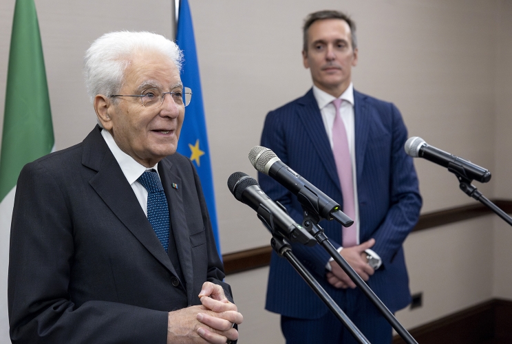 Il Presidente della Repubblica Sergio Mattarella nel corso dell'incontro con i dipendenti dell'Ambasciata