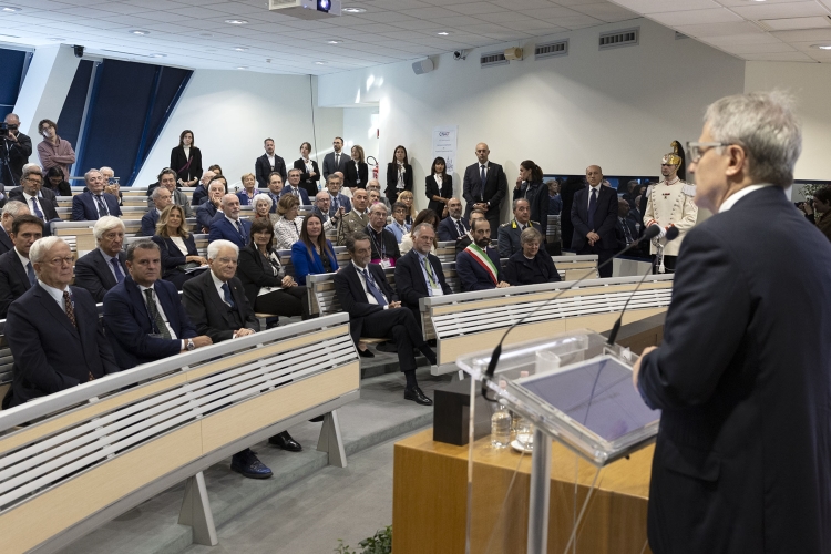 Il Presidente della Repubblica Sergio Mattarella alla presentazione del progetto di espansione del Centro Nazionale di Adroterapia Oncologica