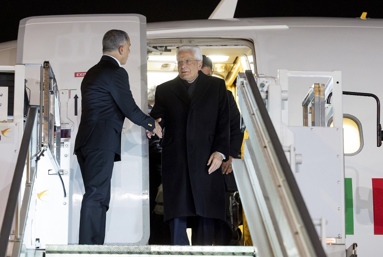 Tallinn - Il Presidente della Repubblica Sergio Mattarella al suo arrivo a Tallinn in occasione della partecipazione alla XX Riunione dei Capi di Stato del Gruppo Arraiolos,  oggi 9 ottobre 2025.(Foto di Paolo Giandotti - Ufficio Stampa per la Stampa e la Comunicazione della Presidenza della Repubblica)