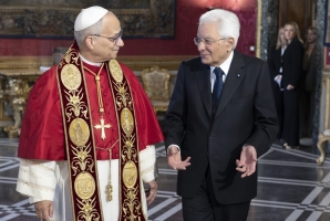 Il Presidente della Repubblica Sergio Mattarella con Sua Santità Leone XIV
