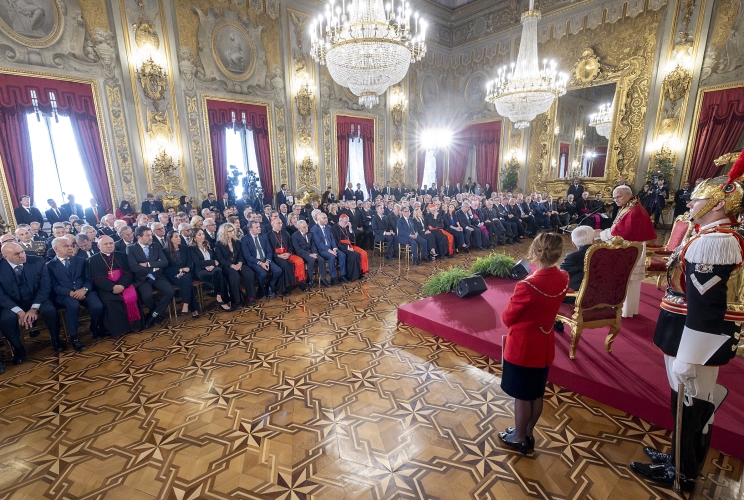 Il Presidente Sergio Mattarella e Sua Santità Leone XIV nel corso dell'udienza pubblica