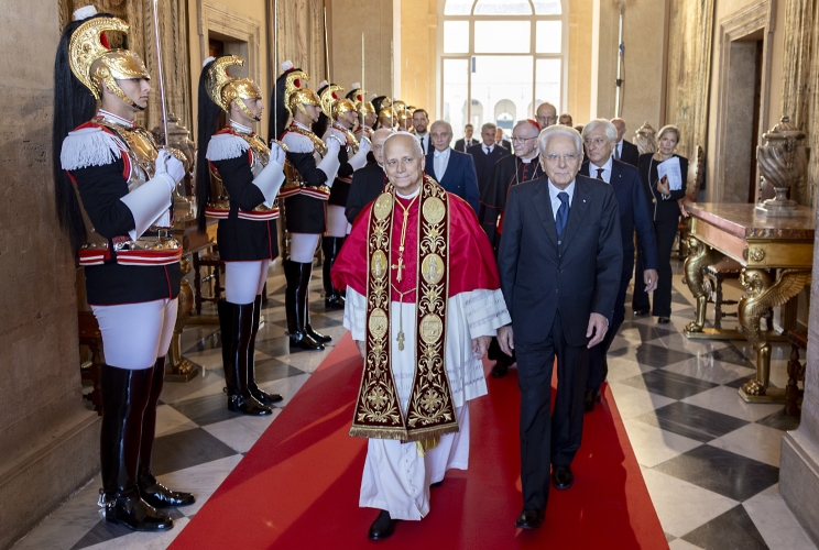 Il Presidente Sergio Mattarella e Sua Santità Leone XIV al termine della visita ufficiale