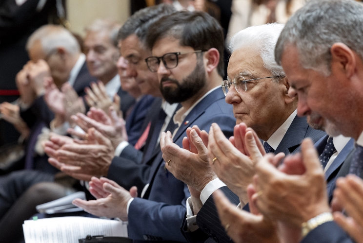Il Presidente Sergio Mattarella con Gabriel Boric Font, Presidente della Repubblica del Cile, in occasione del Seminario di studio dedicato alla figura di Bernardo Leighton, promosso dall’Ambasciata del Cile in Italia in collaborazione con la Fondazione Occorsio