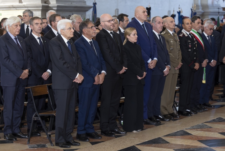 Il Presidente della Repubblica Sergio Mattarella alle esequie di Stato del Sottotenente Marco Piffari, del Maresciallo Valerio Daprà e dell'Appuntato scelto Davide Bernardello