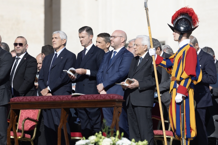 Il Presidente della Repubblica Mattarella in Vaticano in occasione del Rito di Canonizzazione di sette Beati
